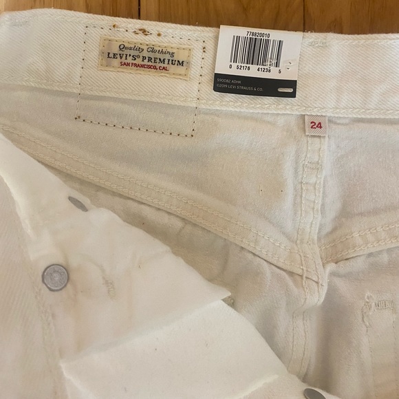 Levi’s High Rise Deconstructed Jean Skirt NWT - Picture 7 of 9